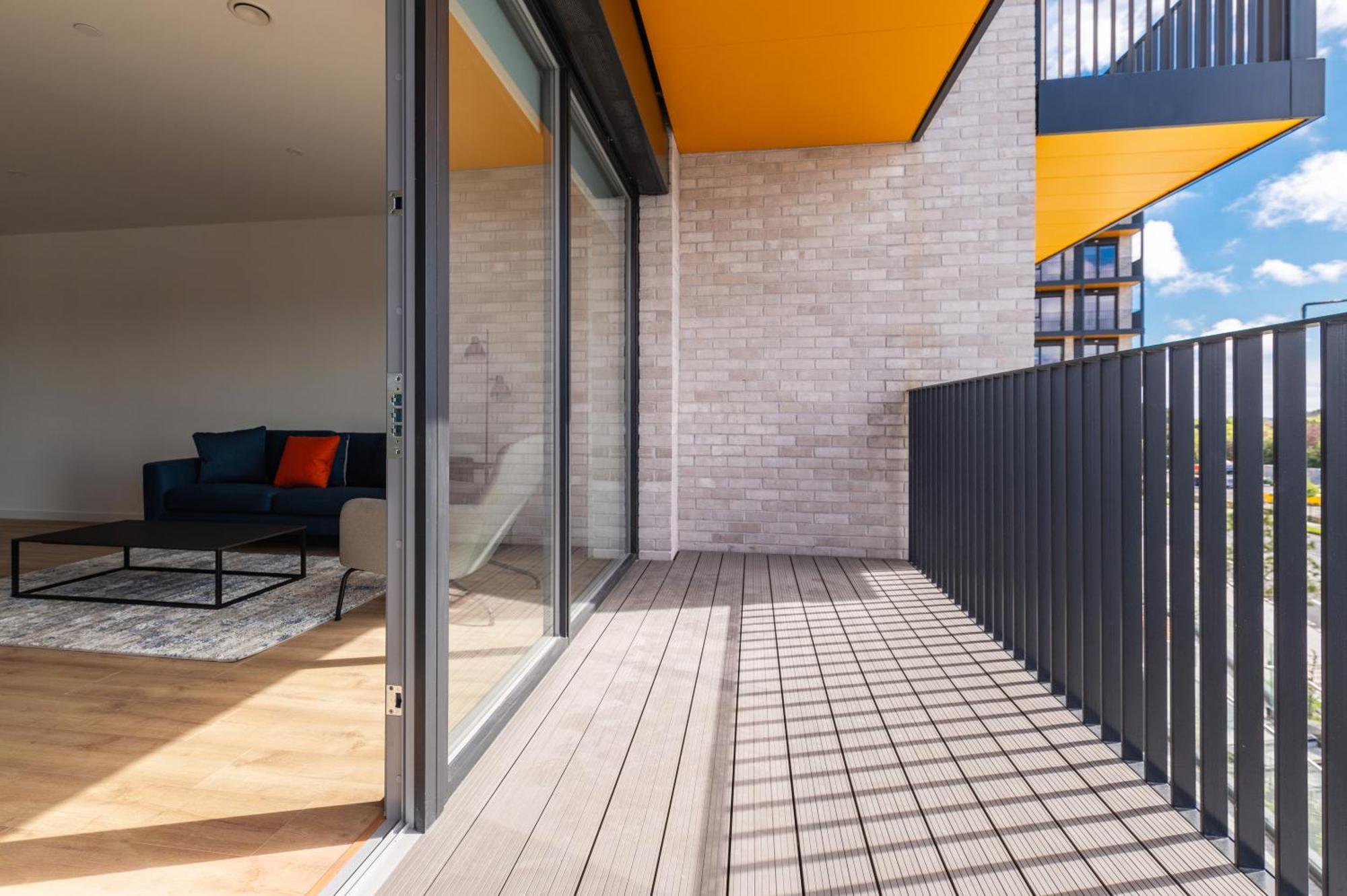 Appartement The Cornerstone Two By At *